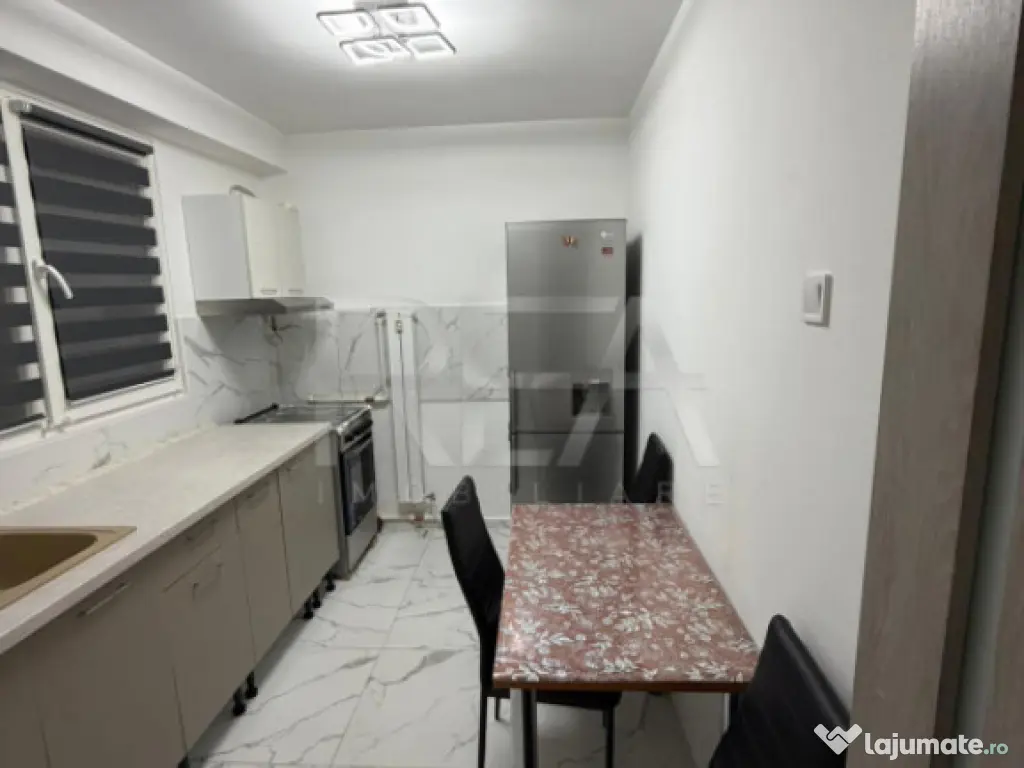 2 cam decomandat - Piata Progresului - Ghimpati 