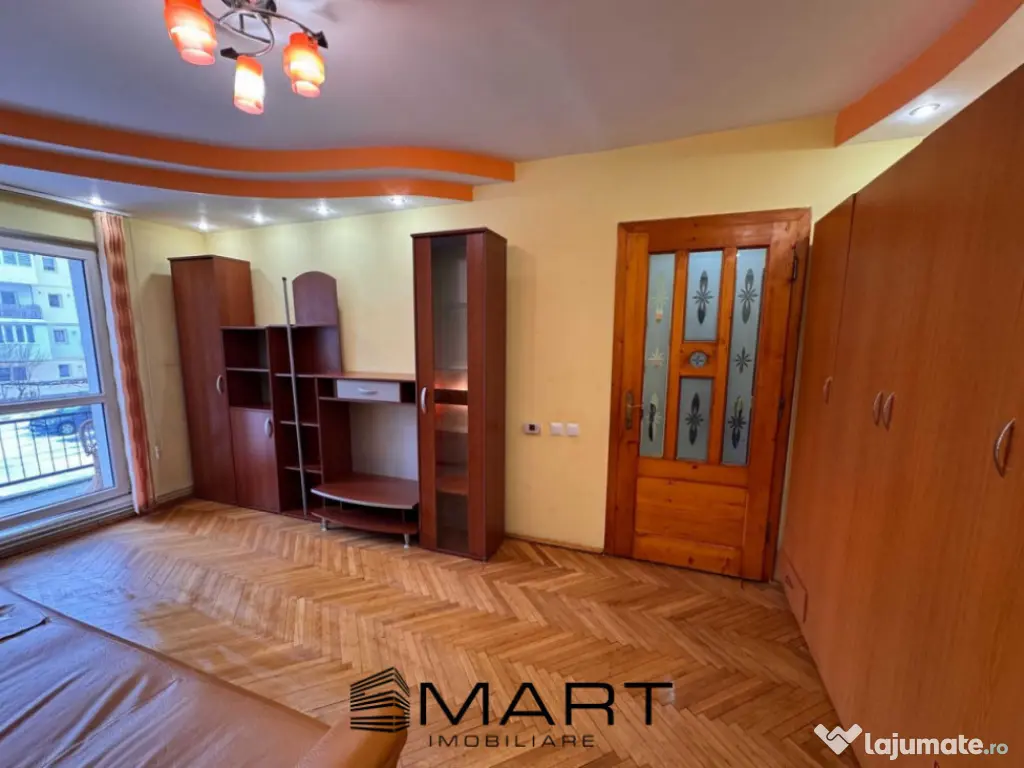 Apartament 3 camere zona Valea Aurie 