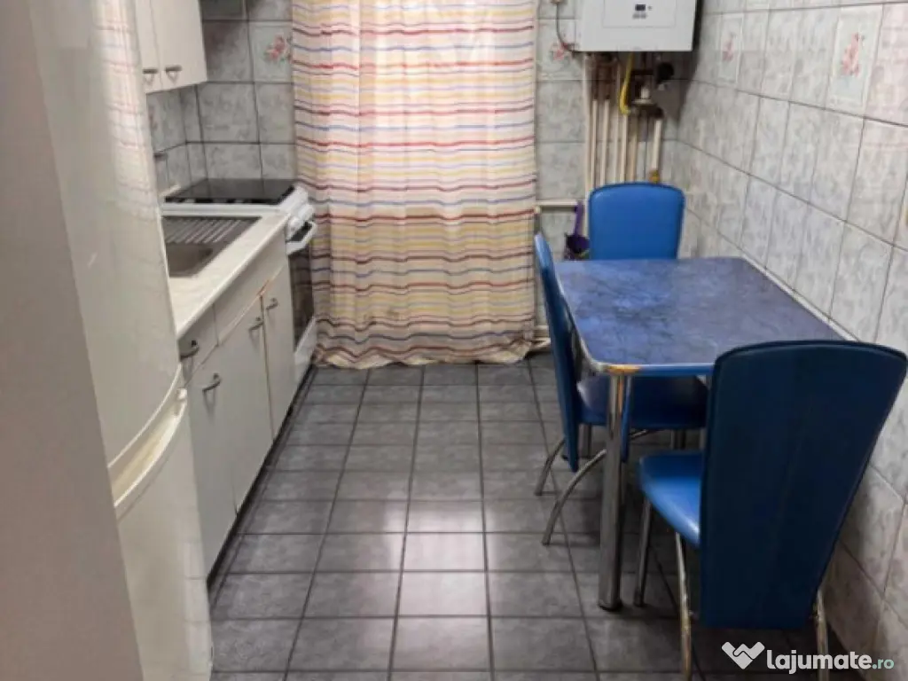 Apartament 3 camere zona Valea Aurie 