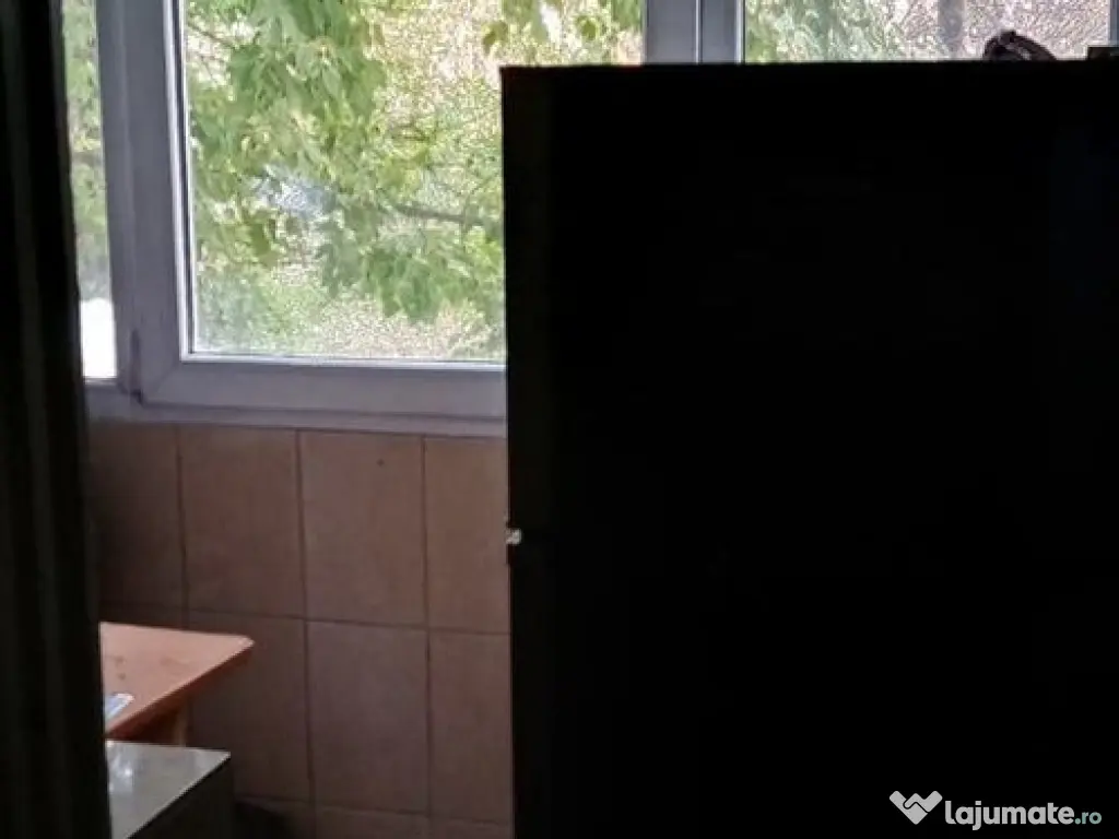 Ocazie garsoniera zona Aparatorii Patriei 