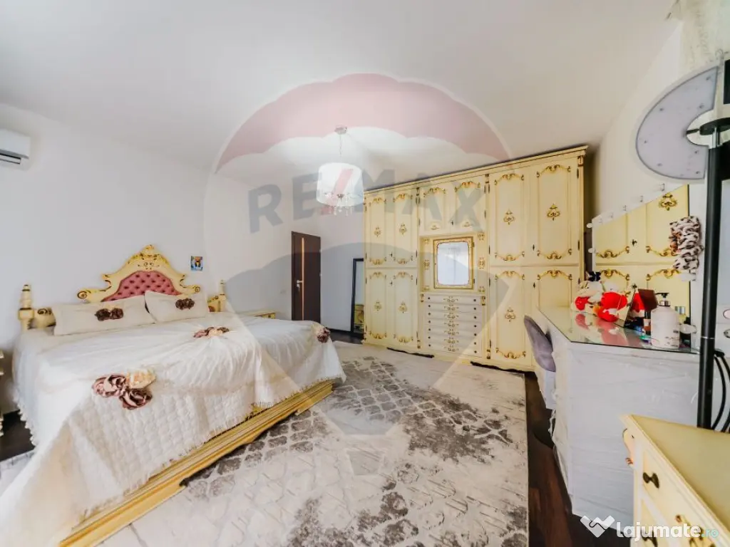 Casă de lux , finisaje premium, piscină, curte amenajat... 