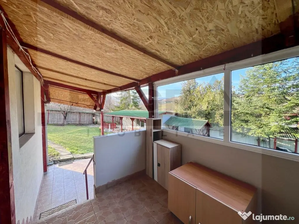 Casa individuala, 5 camere, 150mp utili, 700mp teren, Col...