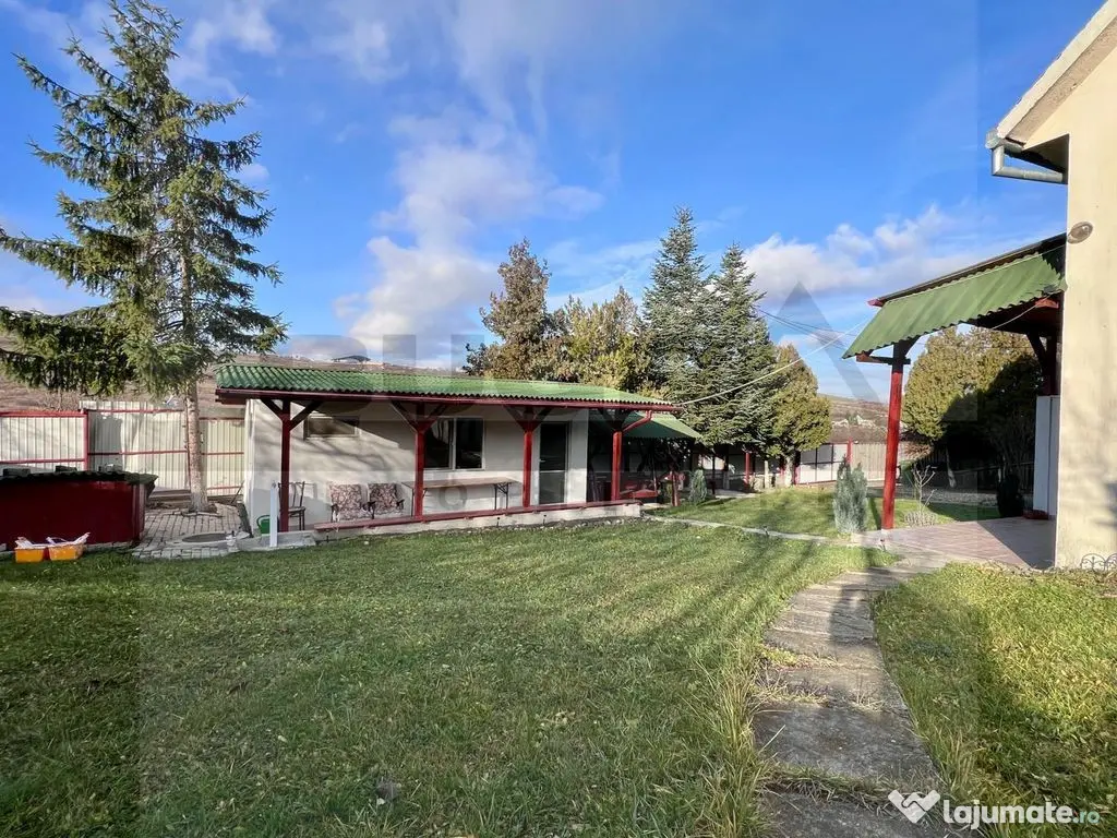 Casa individuala, 5 camere, 150mp utili, 700mp teren, Col...