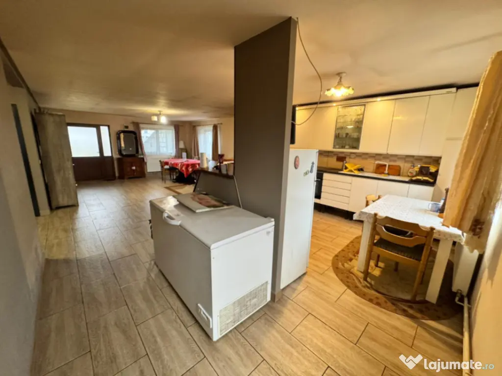 ???? Casă cochetă cu terasă | 5 ari teren