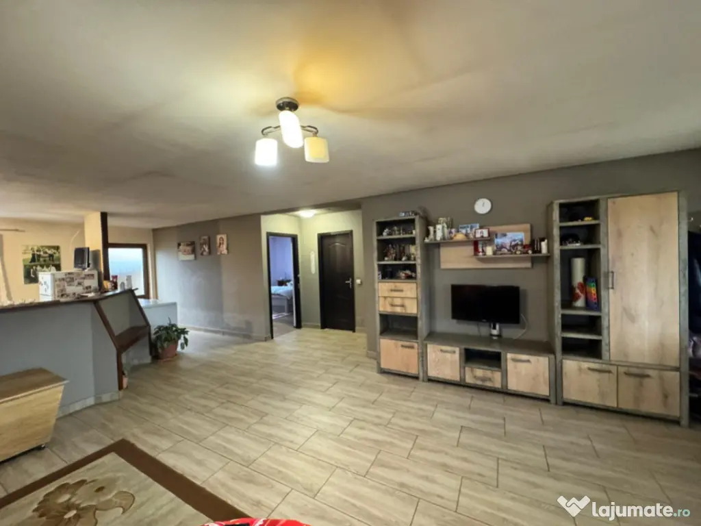 ???? Casă cochetă cu terasă | 5 ari teren