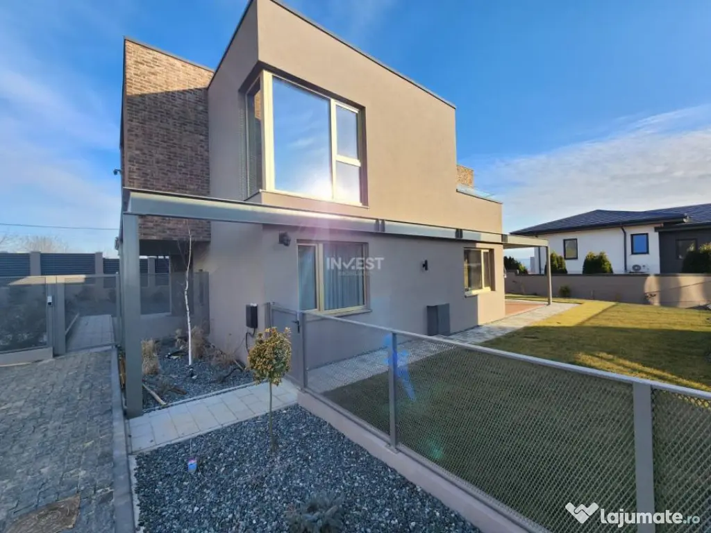 Vilă High-End în Miroslava – Stil, Lumină și Arhitectu 