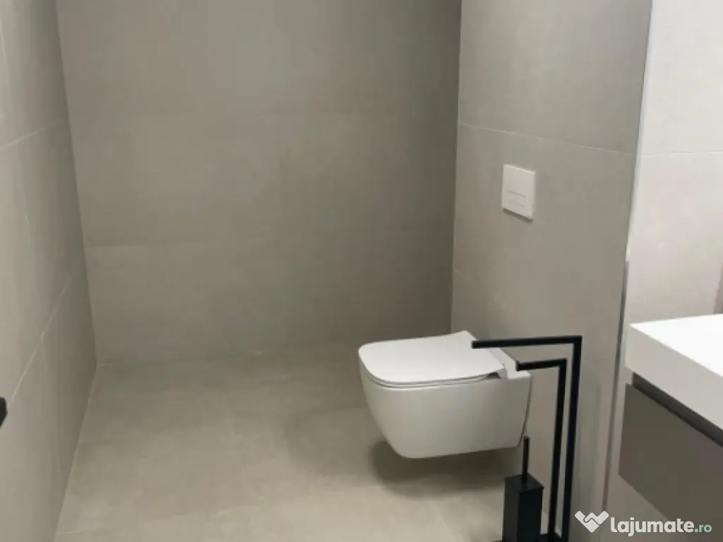 Studio cu vedere la lac Faleza Nord 