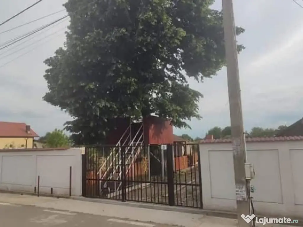 Casa 5 camere cu livada 2200 mp- Varasti 