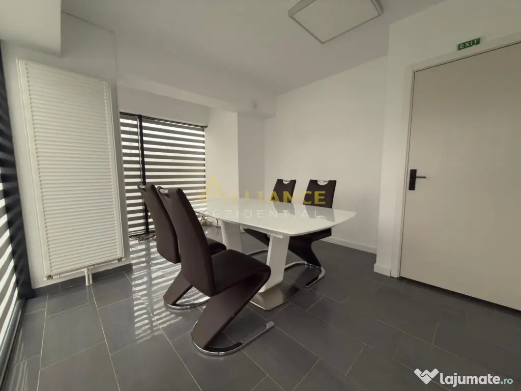 Spatiu de inchiriat,stradal l,la 1-2 minute de mers pana la 