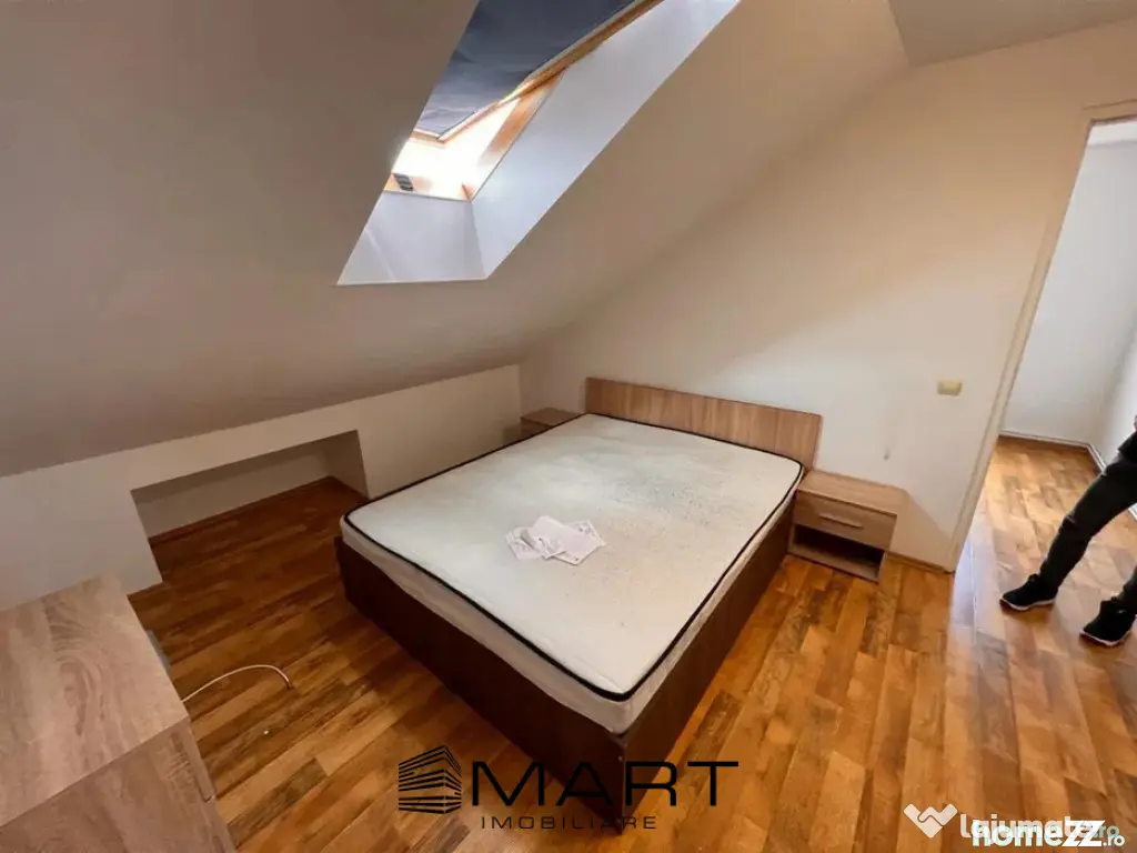 Apartament la mansarda zona Valea Aurie