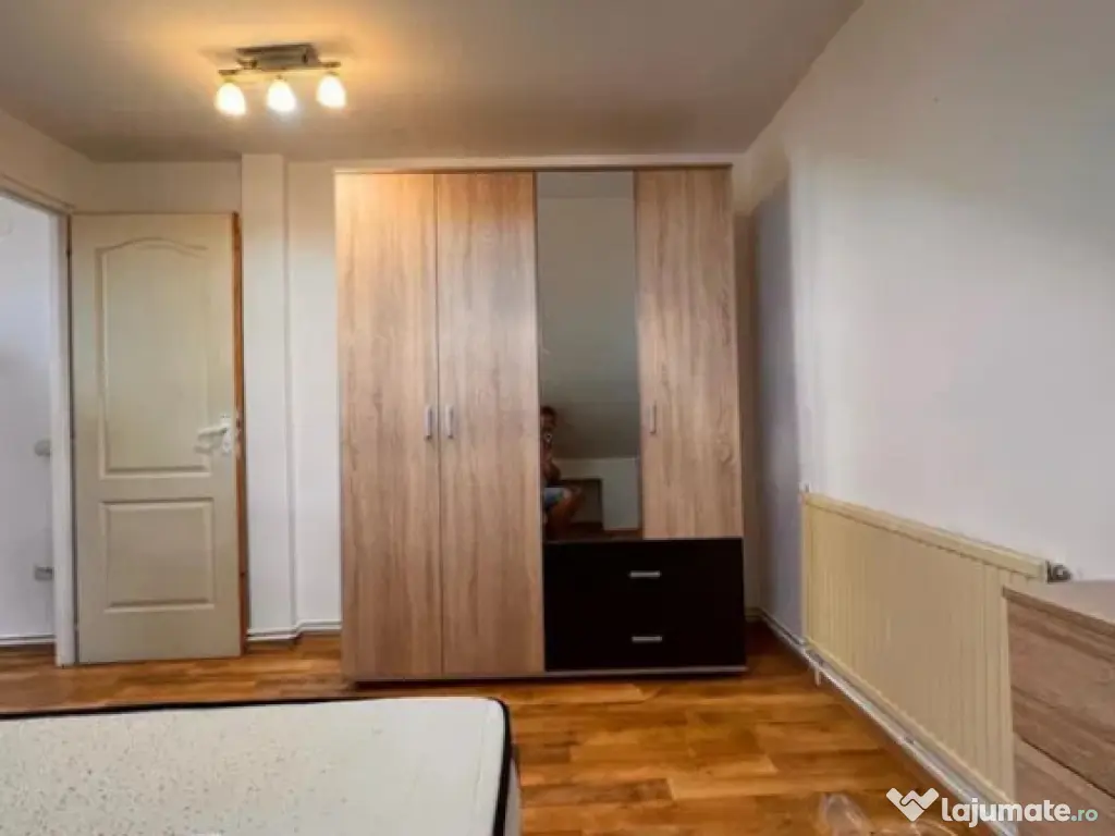 Apartament la mansarda zona Valea Aurie