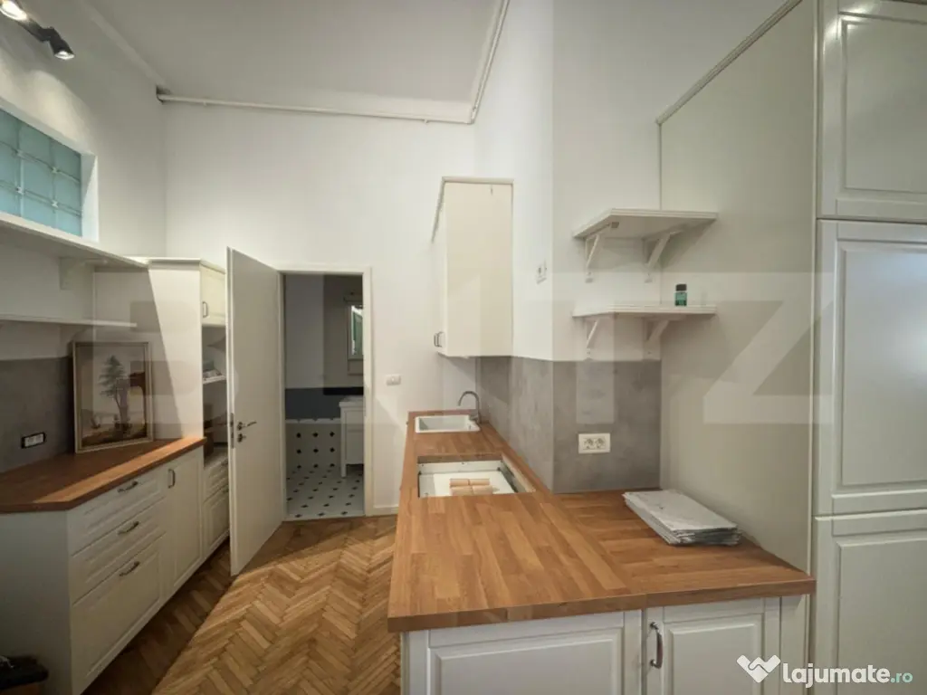 Vilă istorică 3 camere, 100 mp, zona Central