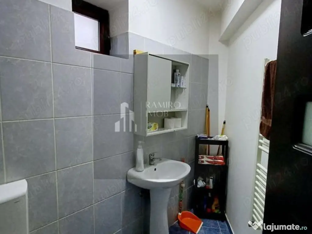 APARTAMENT 3 CAMERE 66 MP/metrou la 5 minute/MOBILAT 