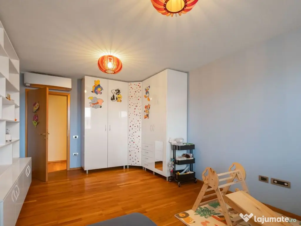 Apartament doua niveluri | 139 mp si terasa | 4 camere | ... 