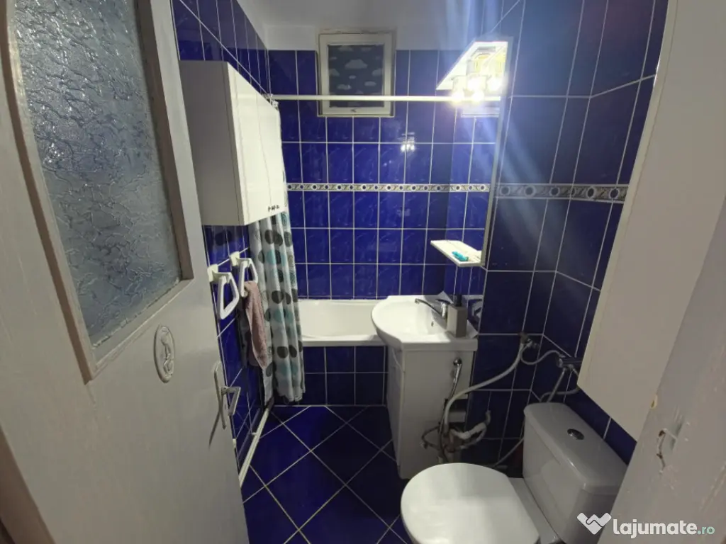 Ultracentral Tomis Mall 3 camere decomandat etaj 3/7 