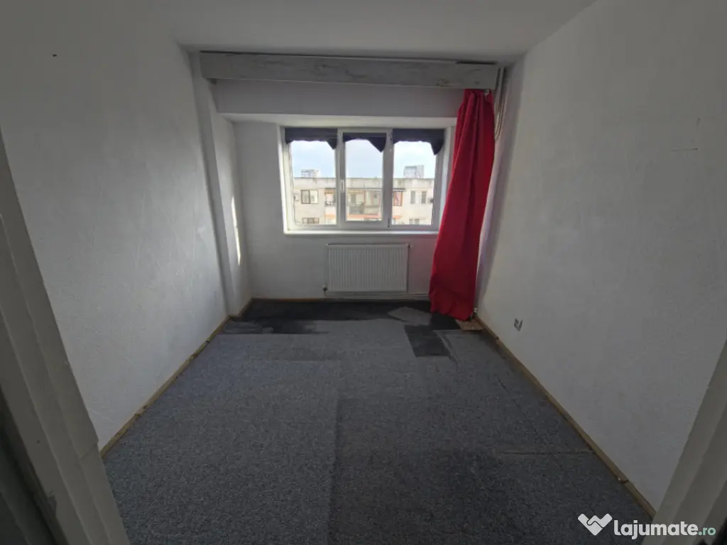 Ultracentral Tomis Mall 3 camere decomandat etaj 3/7 