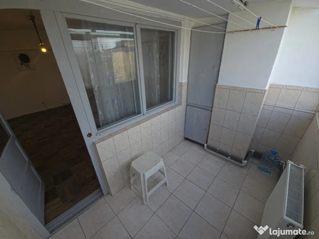 Ultracentral Tomis Mall 3 camere decomandat etaj 3/7 