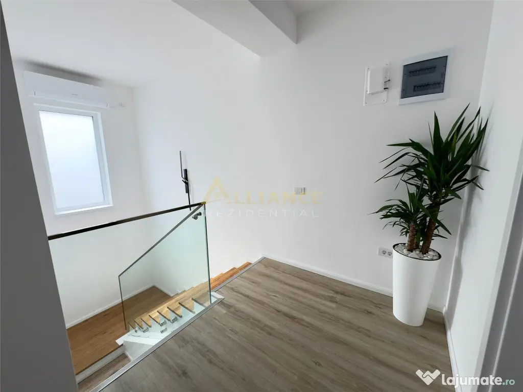 Vila individuala - 4 camere- 2 bai - 300mp teren