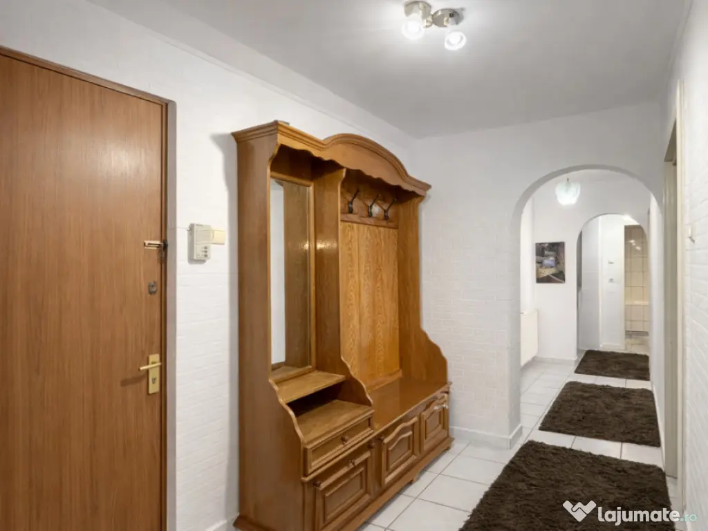 Apartament 3 camere cu Centrala proprie si Loc de parcare 