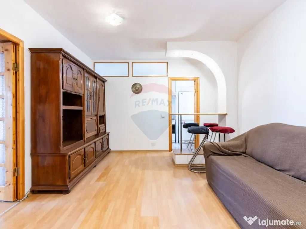 Apartament 2 camere decomandat de vânzare – Calea Moș... 