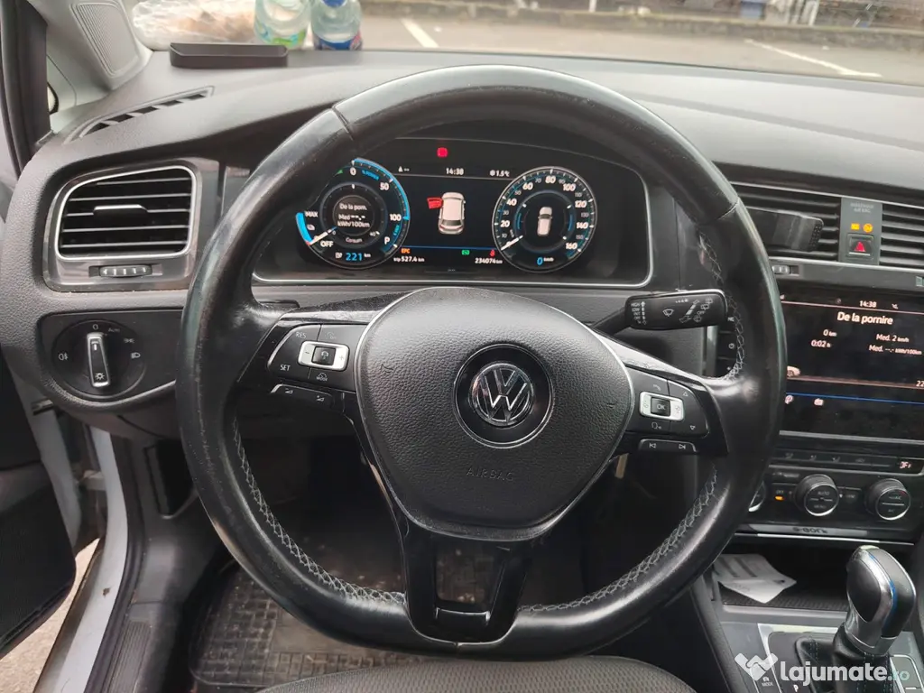 Volkswagen E-Golf 2019 alb silver 