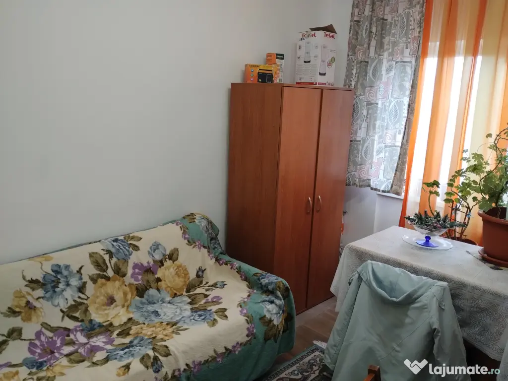 Apartament decomandat 3 camere comuna Berca, jud.Buzau