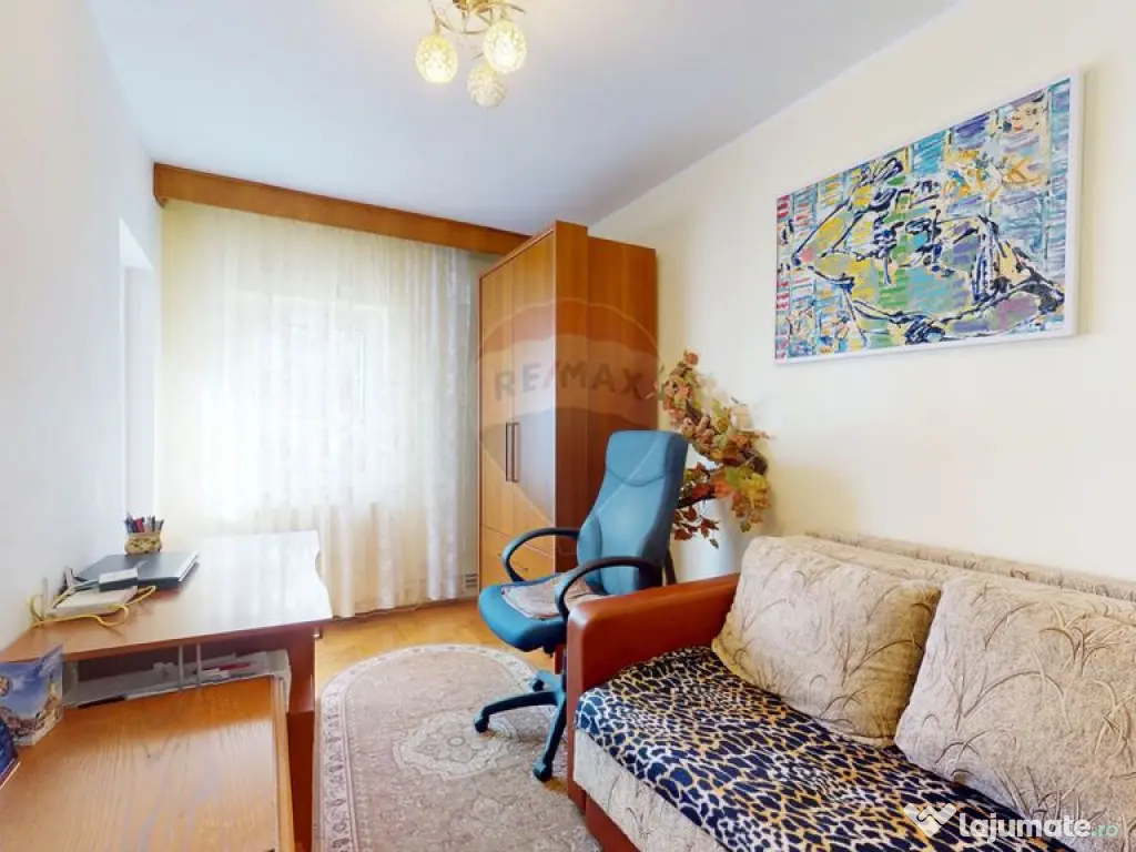 Apartament 3 camere decomandat | Parcare | Predeal | Apro...