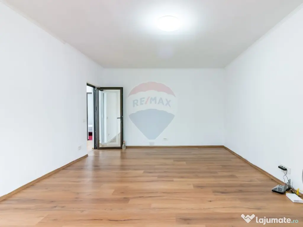 Spatiu comercial de vanzare Voluntari, chirii/luna 5800??... 