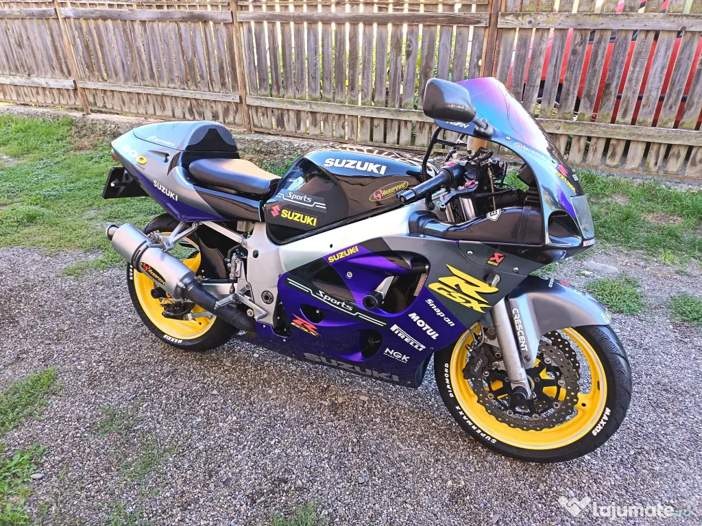 SUZUKI GSXR 600 ! FOARTE BUNA 