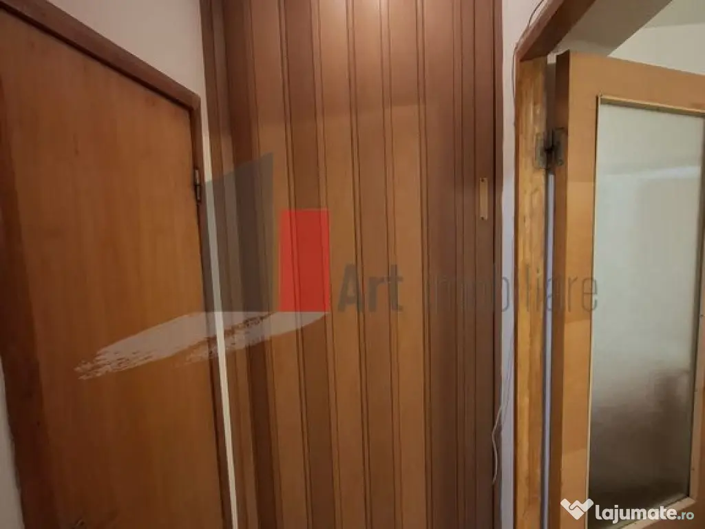 Apartam 3 camere, SD, et.9/10, Piața Sălăjan 