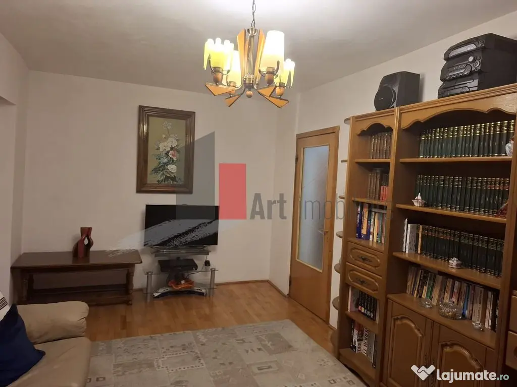 Apartam 3 camere, SD, et.9/10, Piața Sălăjan 