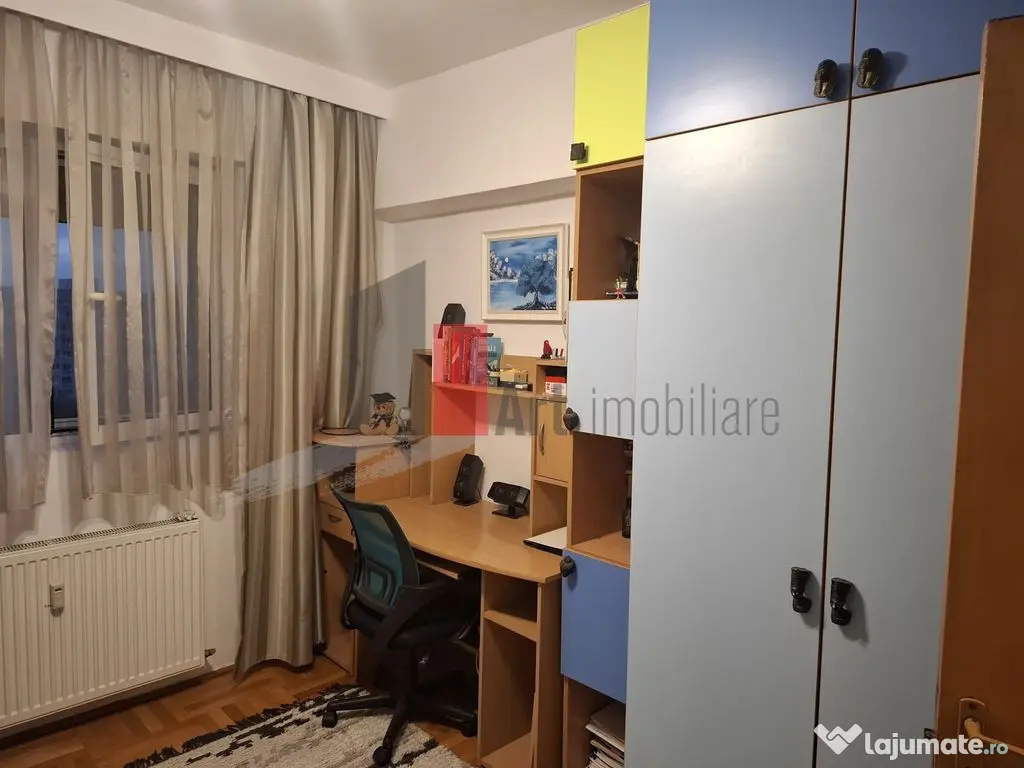 Apartam 3 camere, SD, et.9/10, Piața Sălăjan 