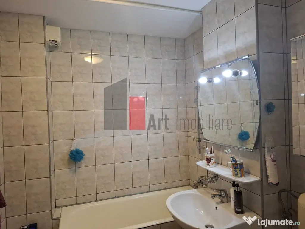 Apartam 3 camere, SD, et.9/10, Piața Sălăjan 