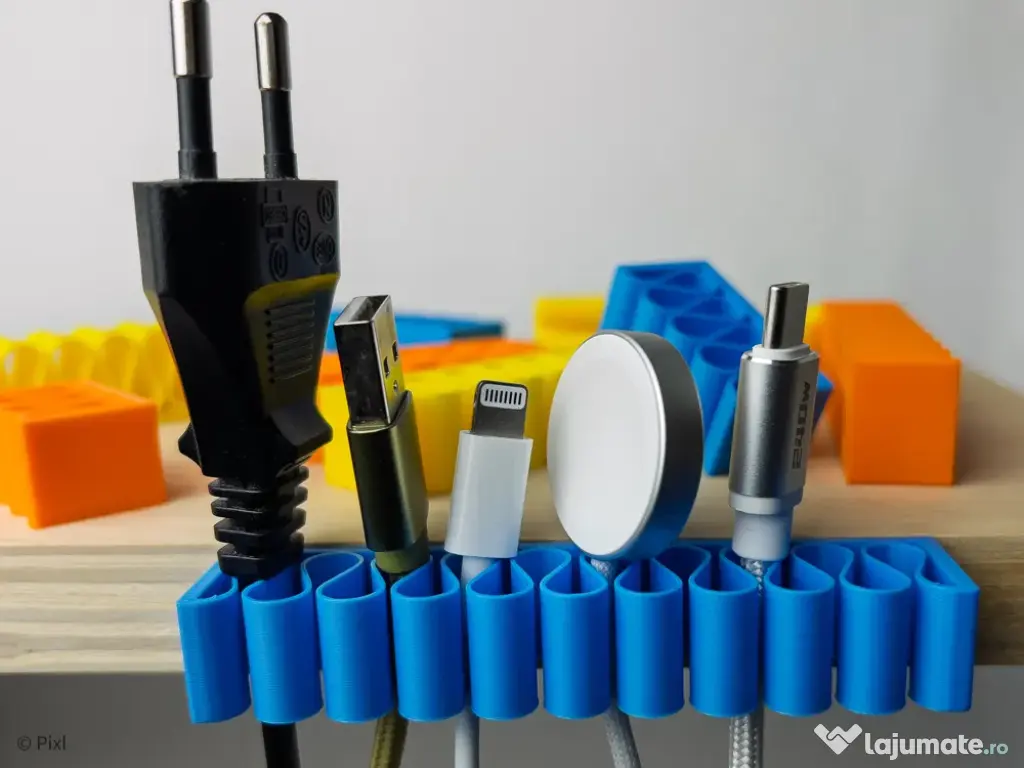 Organizator cabluri pentru birou 