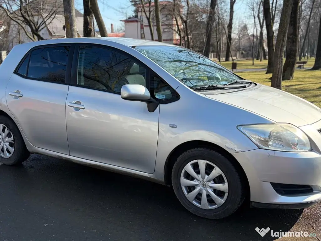 Toyota Auris 1.4i VVT-i