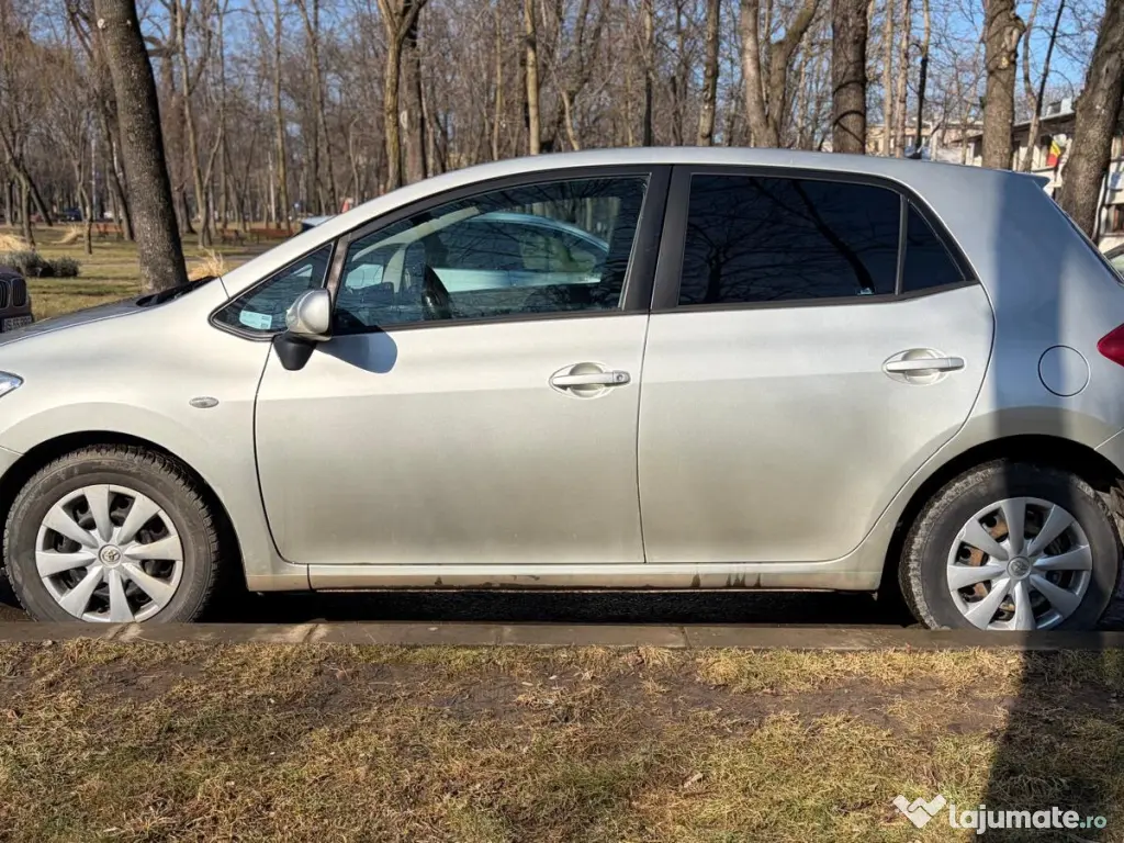 Toyota Auris 1.4i VVT-i