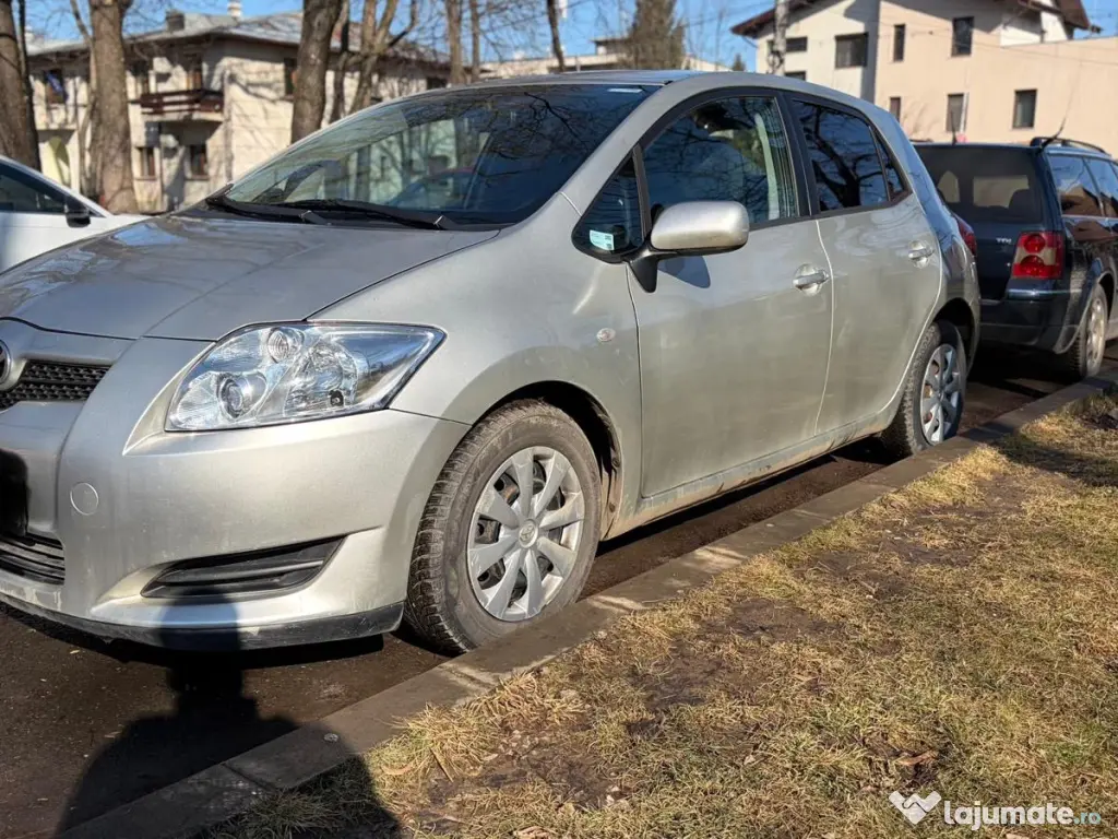 Toyota Auris 1.4i VVT-i