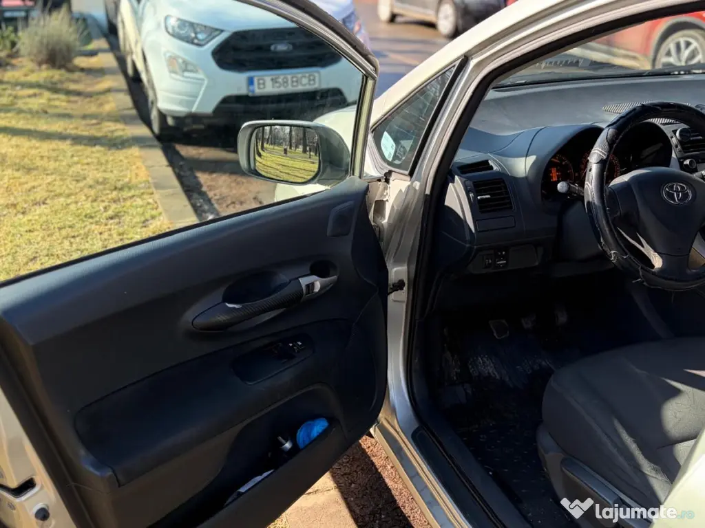 Toyota Auris 1.4i VVT-i