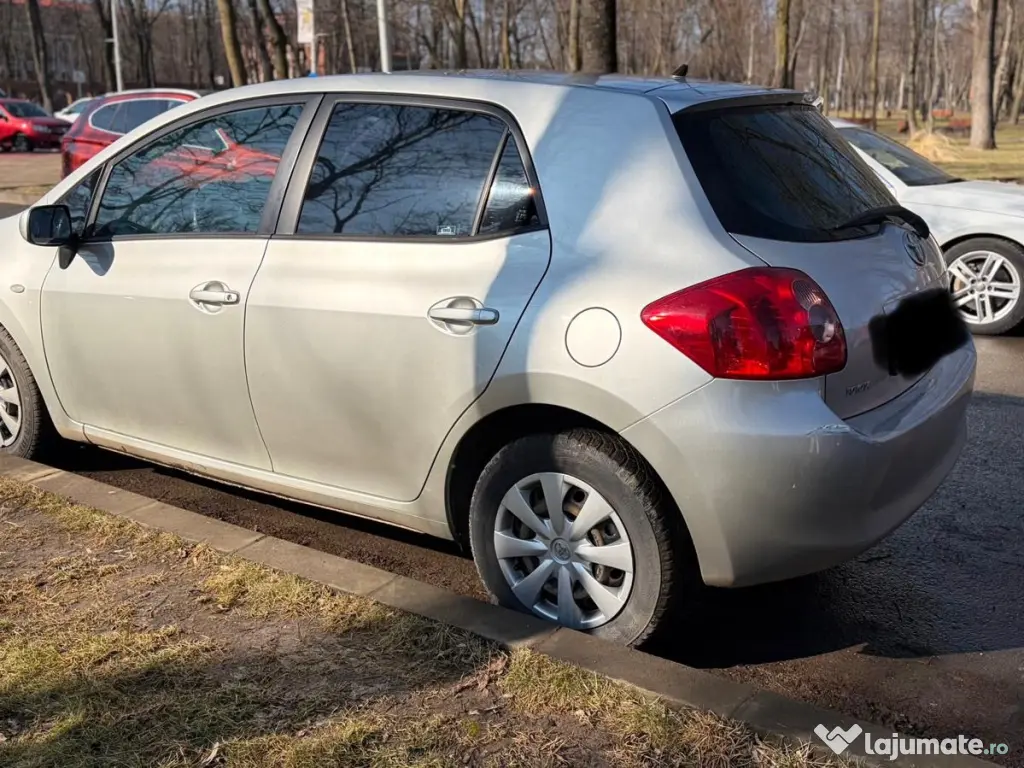 Toyota Auris 1.4i VVT-i