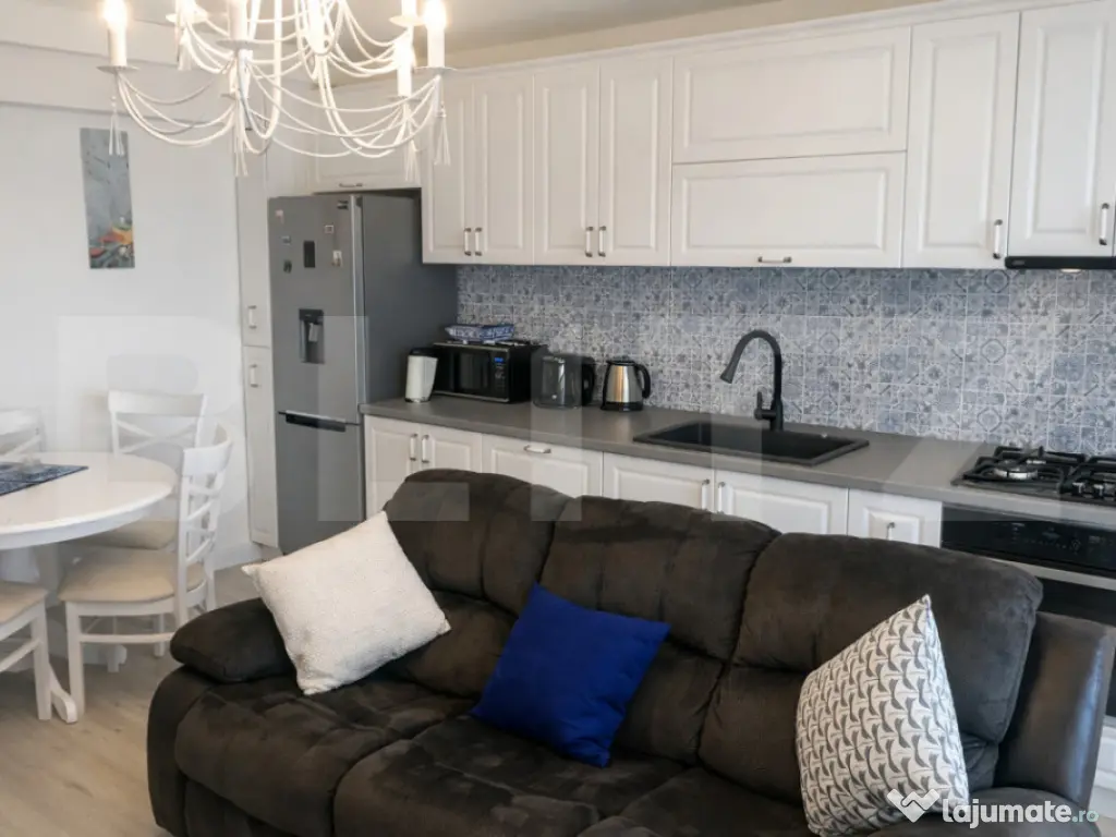 Apartament 3 camere, parcare, zona strazii Aurel Vlaicu 