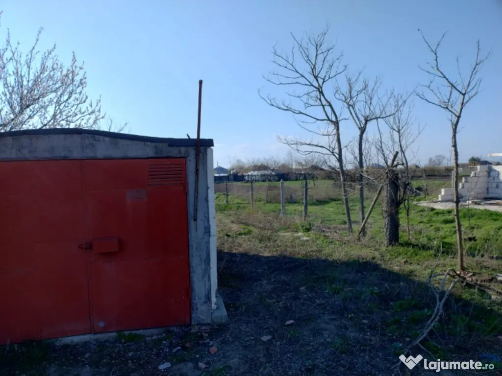 Casa batraneasca,DEMOLABILA,Loc.Unirea, 20 Km de Braila