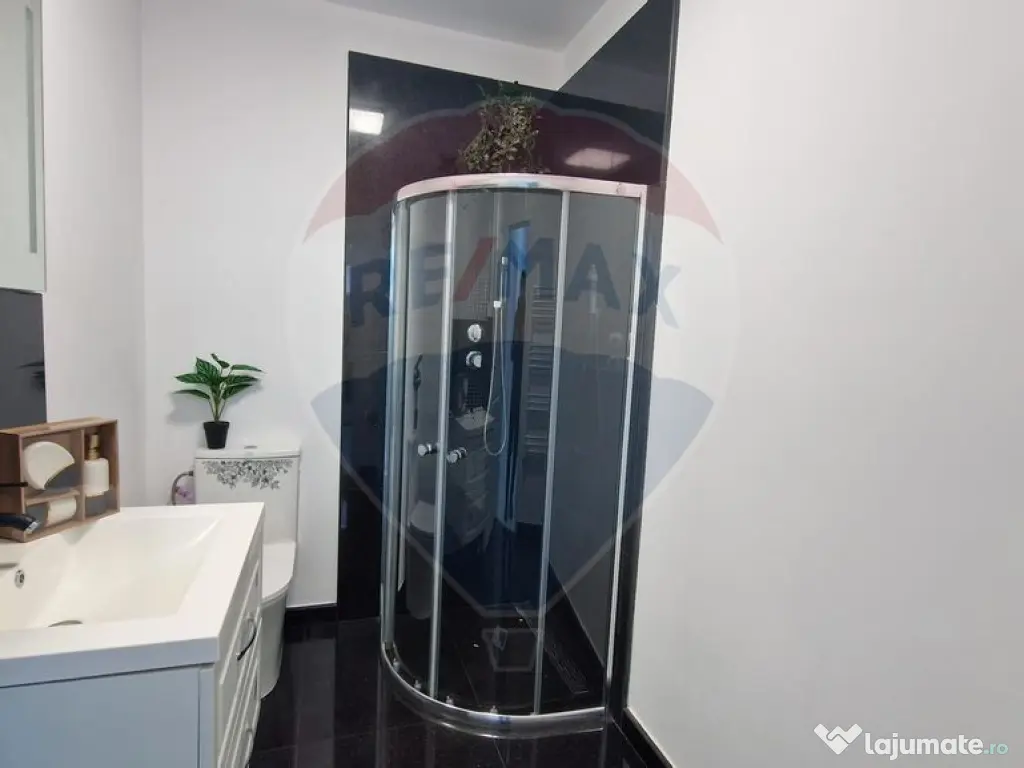 Casă / Vilă cu 3 camere de vânzare în zona Centura Vest