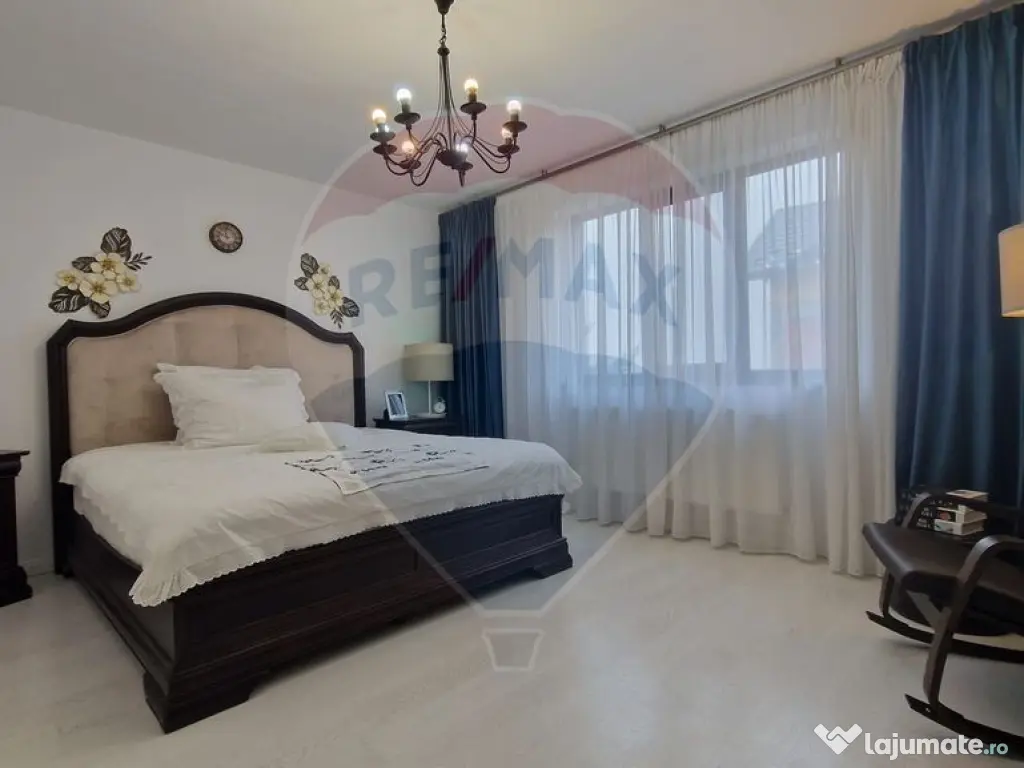 Casă / Vilă cu 3 camere de vânzare în zona Centura Vest