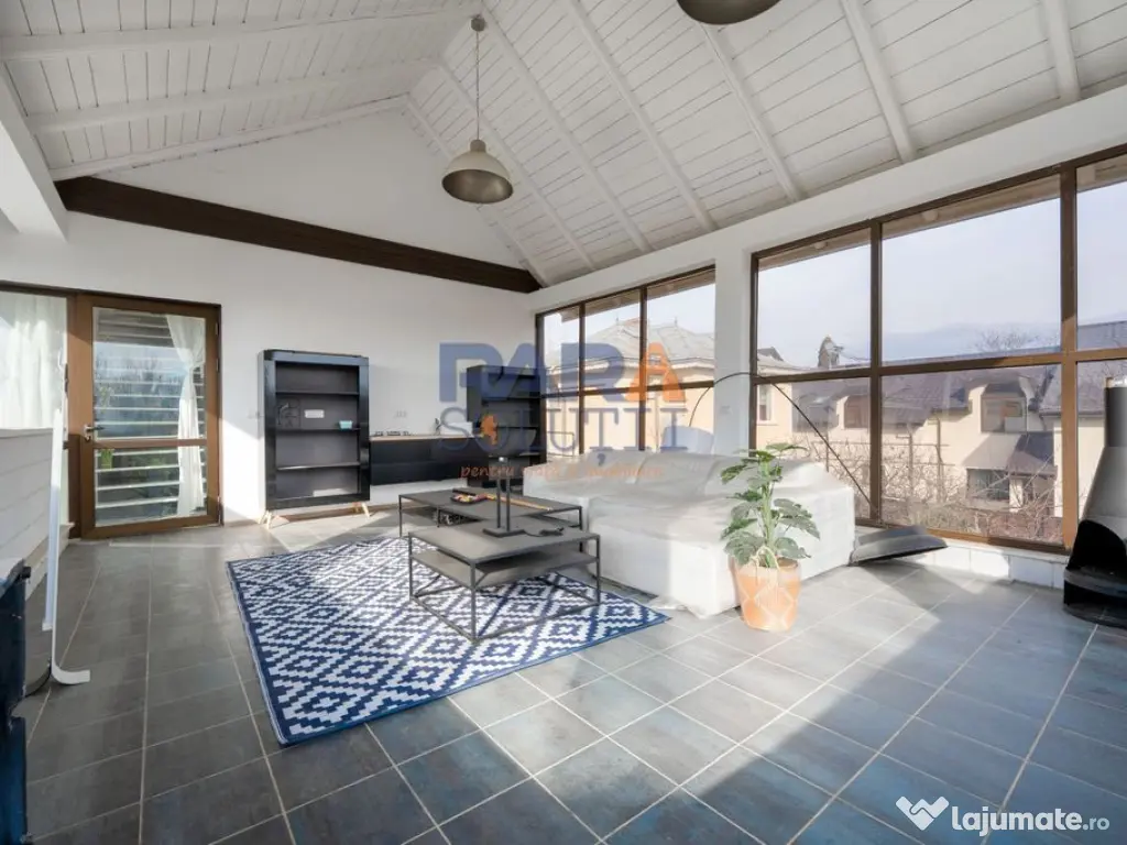 Casă tip duplex - zonă exclusivistă 