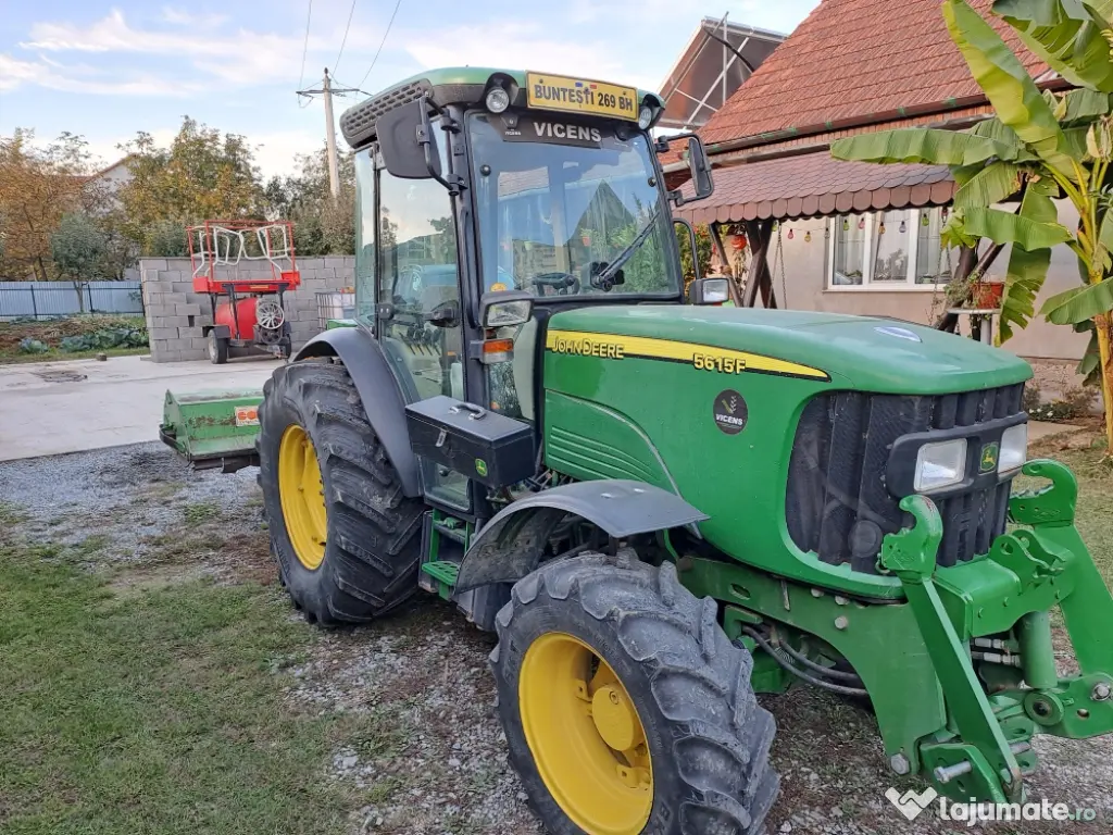 JOHN DEER 5615F