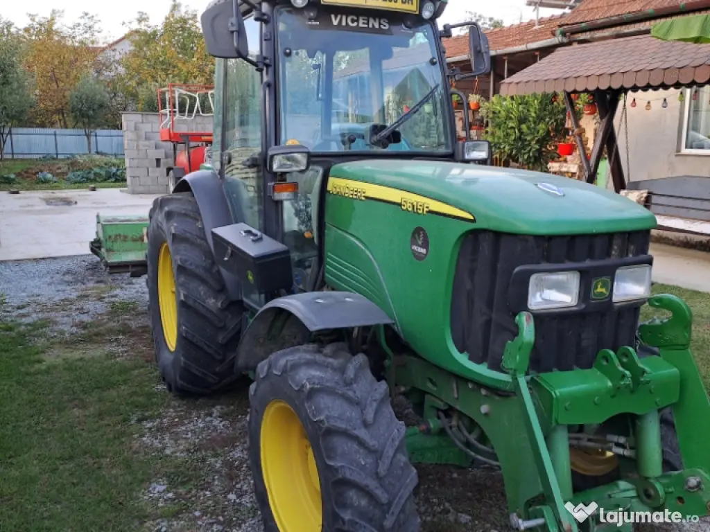 JOHN DEER 5615F