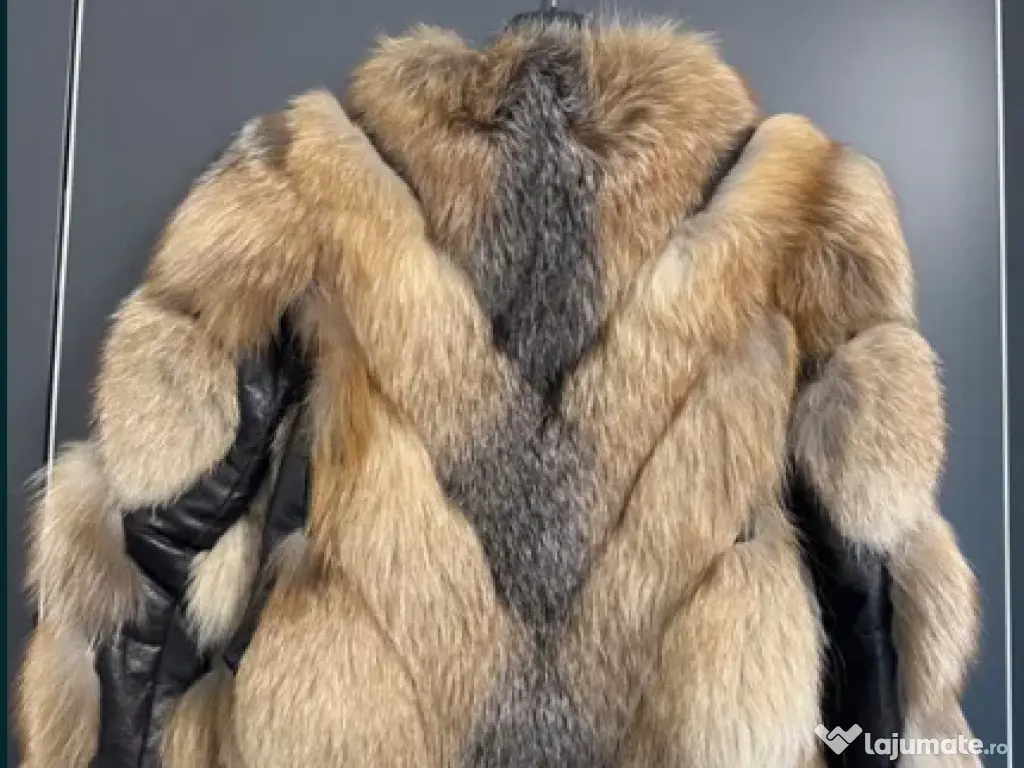 Haină de blana de vulpe canadiană 