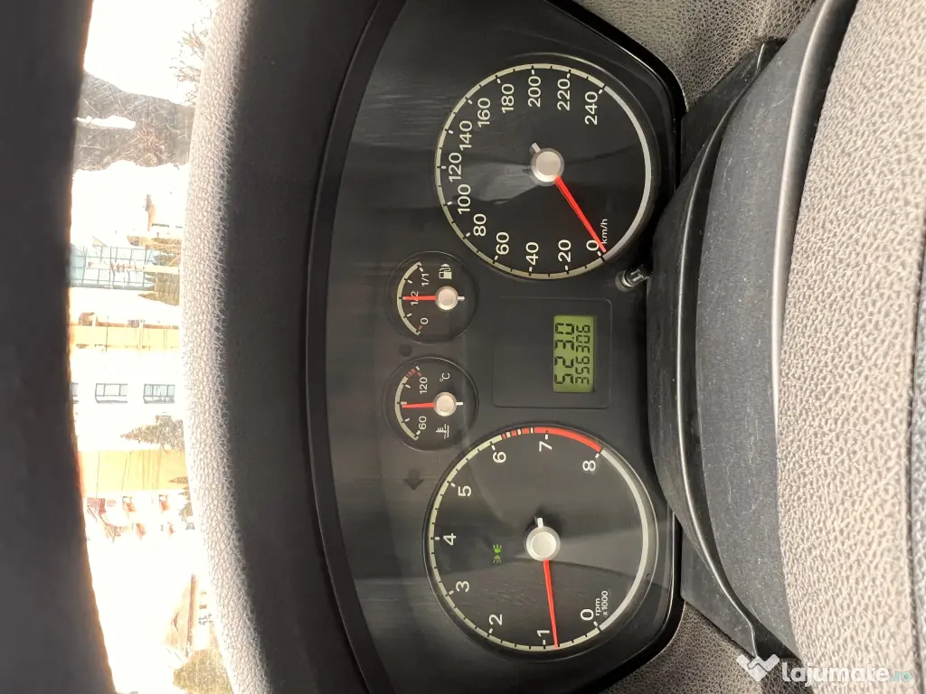 Ford focus 2 , 2005 , 1,4 benzina și GPL 