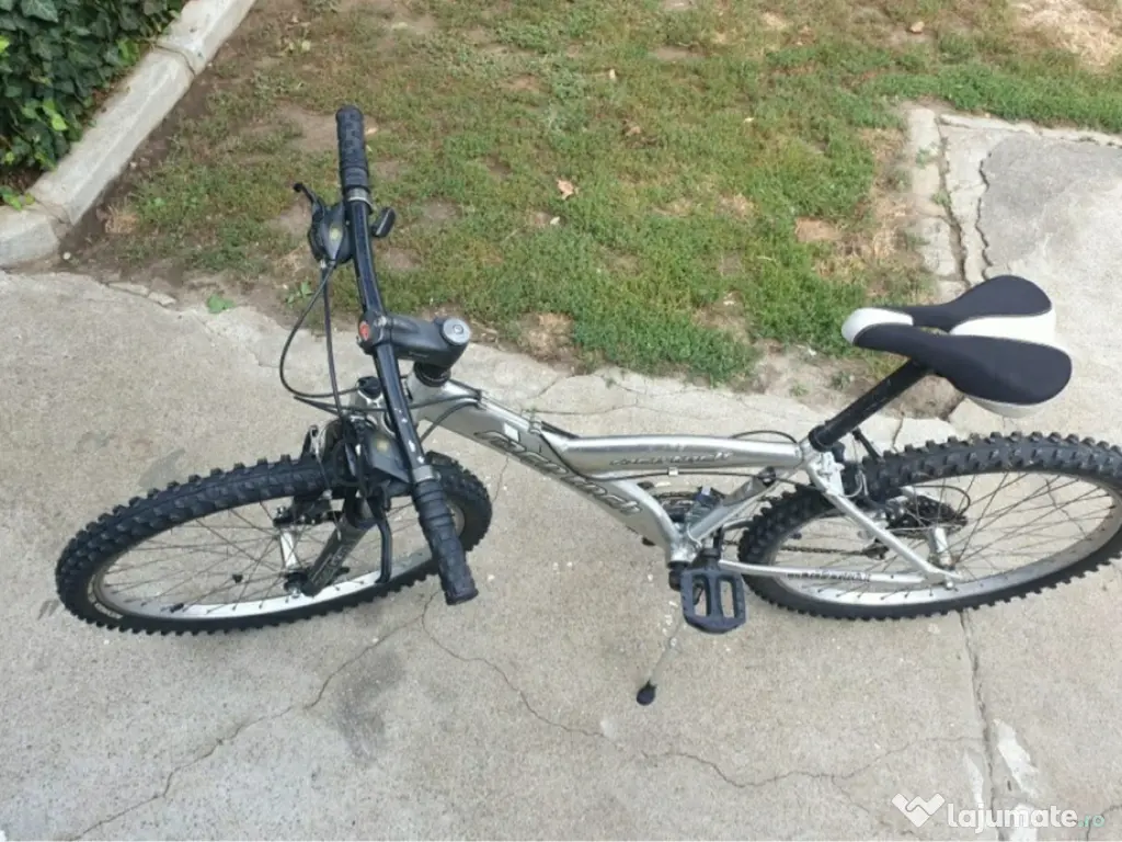 Bicicletă Race Tech 21 viteze suspensie față