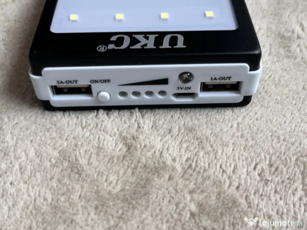 Incarcator solar device-uri multiple 